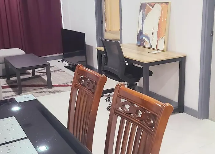 Bgc Center Decent 74sqm, 2br, 2baths, 4beds With Maid Quarter Apartment Manila